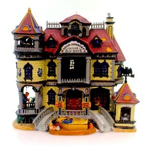 Madame Ashbury’s House Of Wax - Retired Lemax